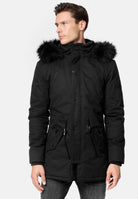 TRUEPRODIGY julius schwarze Herrenparka mit Kunstfellkapuze, Reißverschlusstaschen und Knopfdetails. Zeitloses Winterdesign, ideal für urbane Mode. Perfekt für stilvolle, funktionale Kaltwettergarderobe.